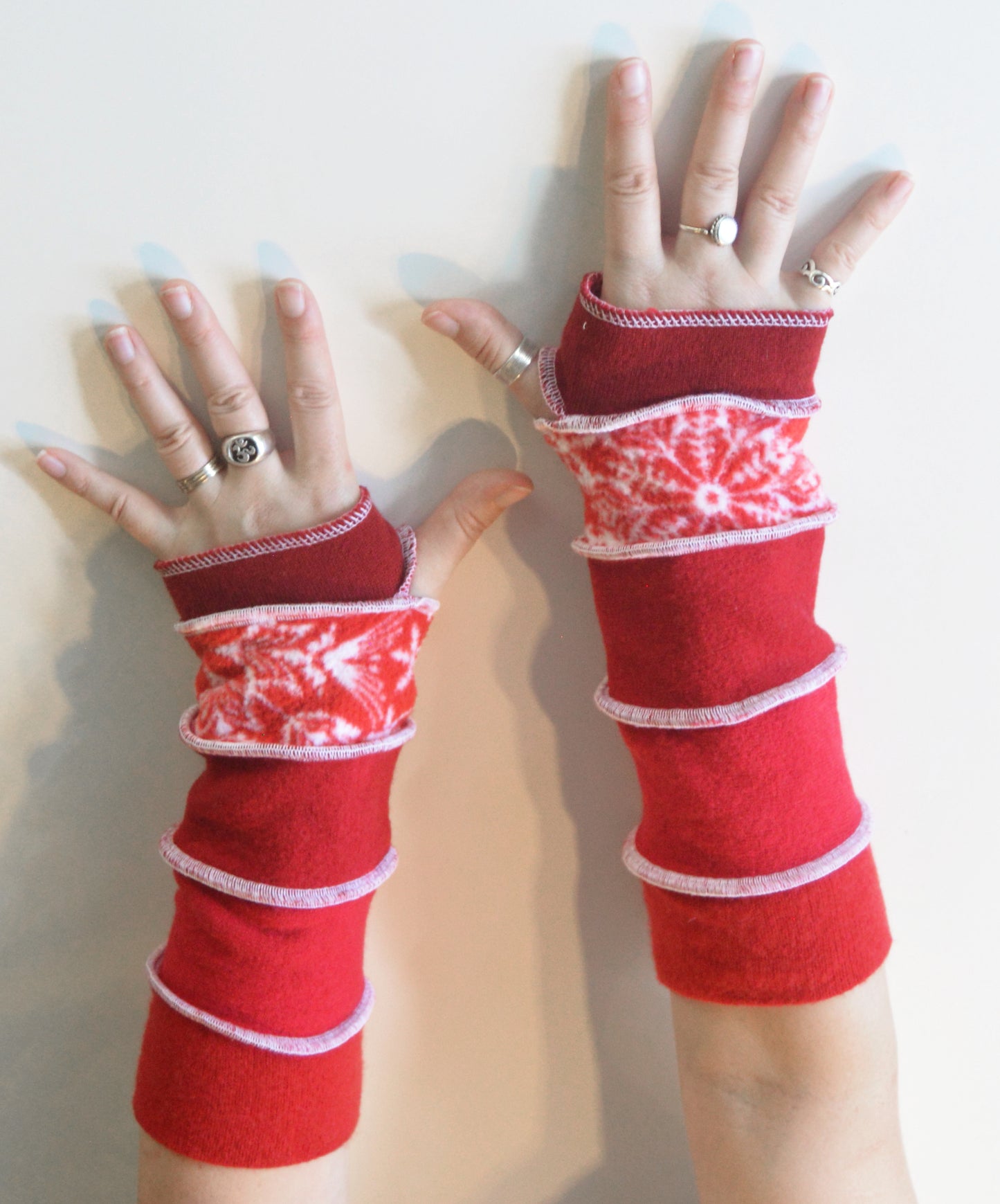 Katwise inspired needle-felted red snowflake Christmas theme wool upcycled sweater arm warmers-1314