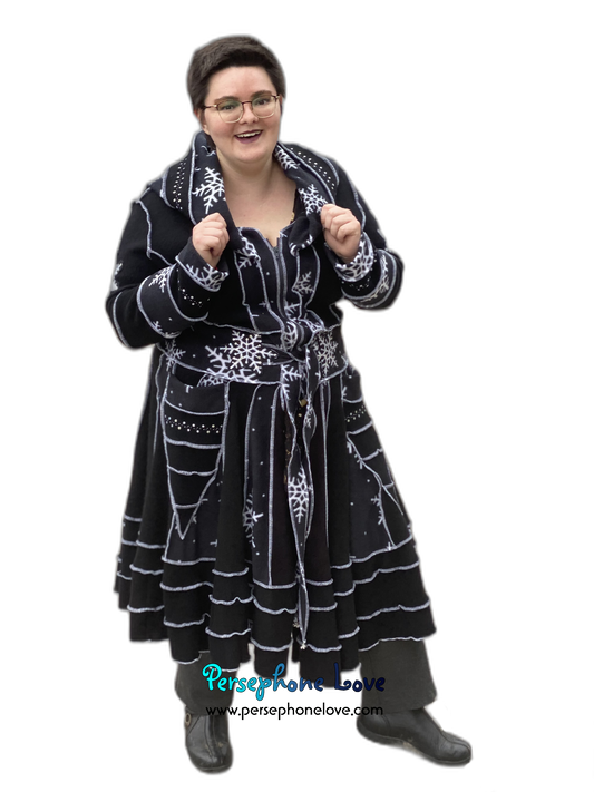 "Midnight" GODDESS SIZE Black/white snowflake embroidered/felted/sequins cashmere patchwork Katwise-inspired sweatercoat-2543