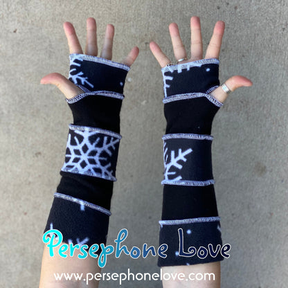 Katwise inspired needle-felted black white snowflake 100% cashmere/fleece upcycled sweater arm warmers -1426